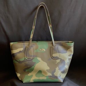 pink camo coach purse